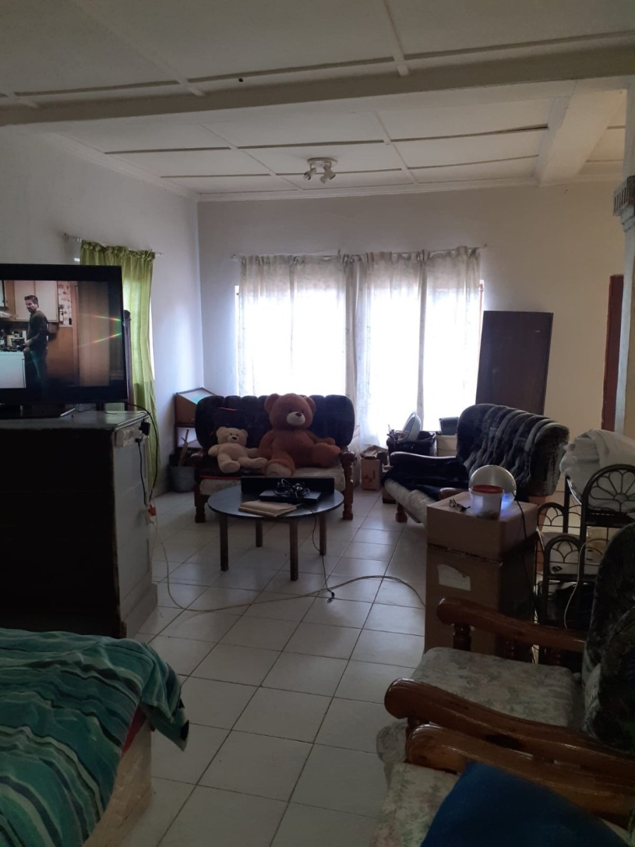 4 Bedroom Property for Sale in Bloemhof North West